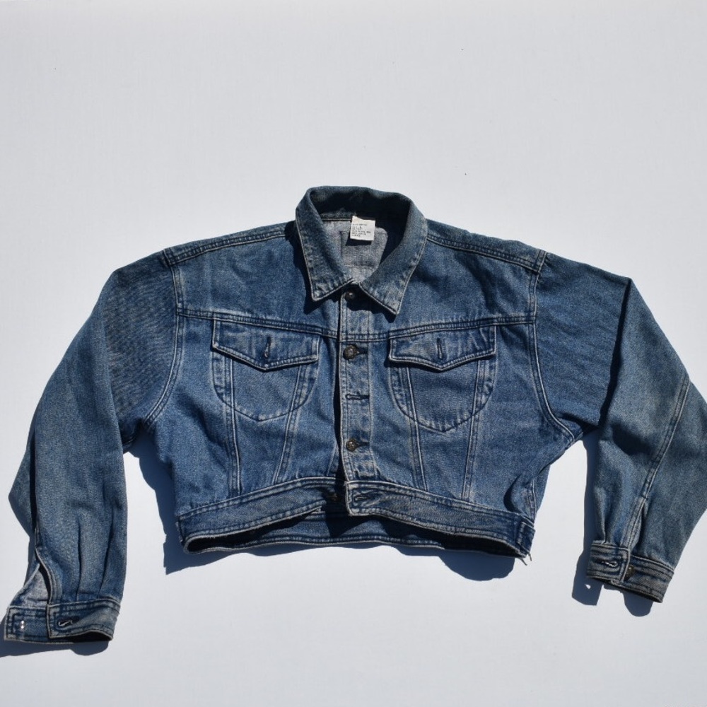 80’s light blue denim “don’t stop” jacket